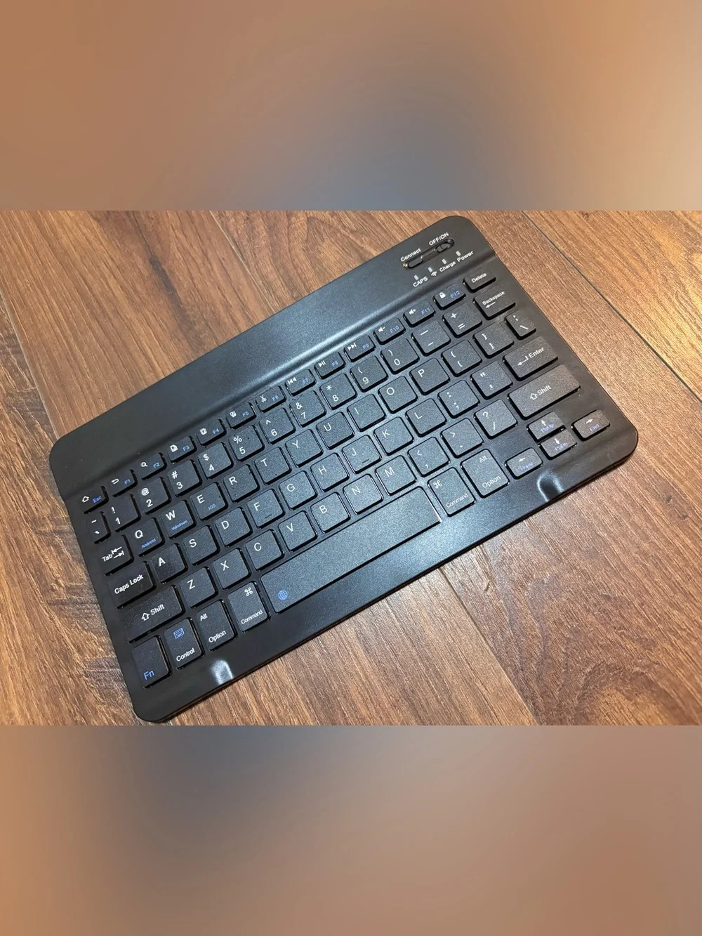 White Tablet with Black Bluetooth Keyboard - Portable Typing Bundle